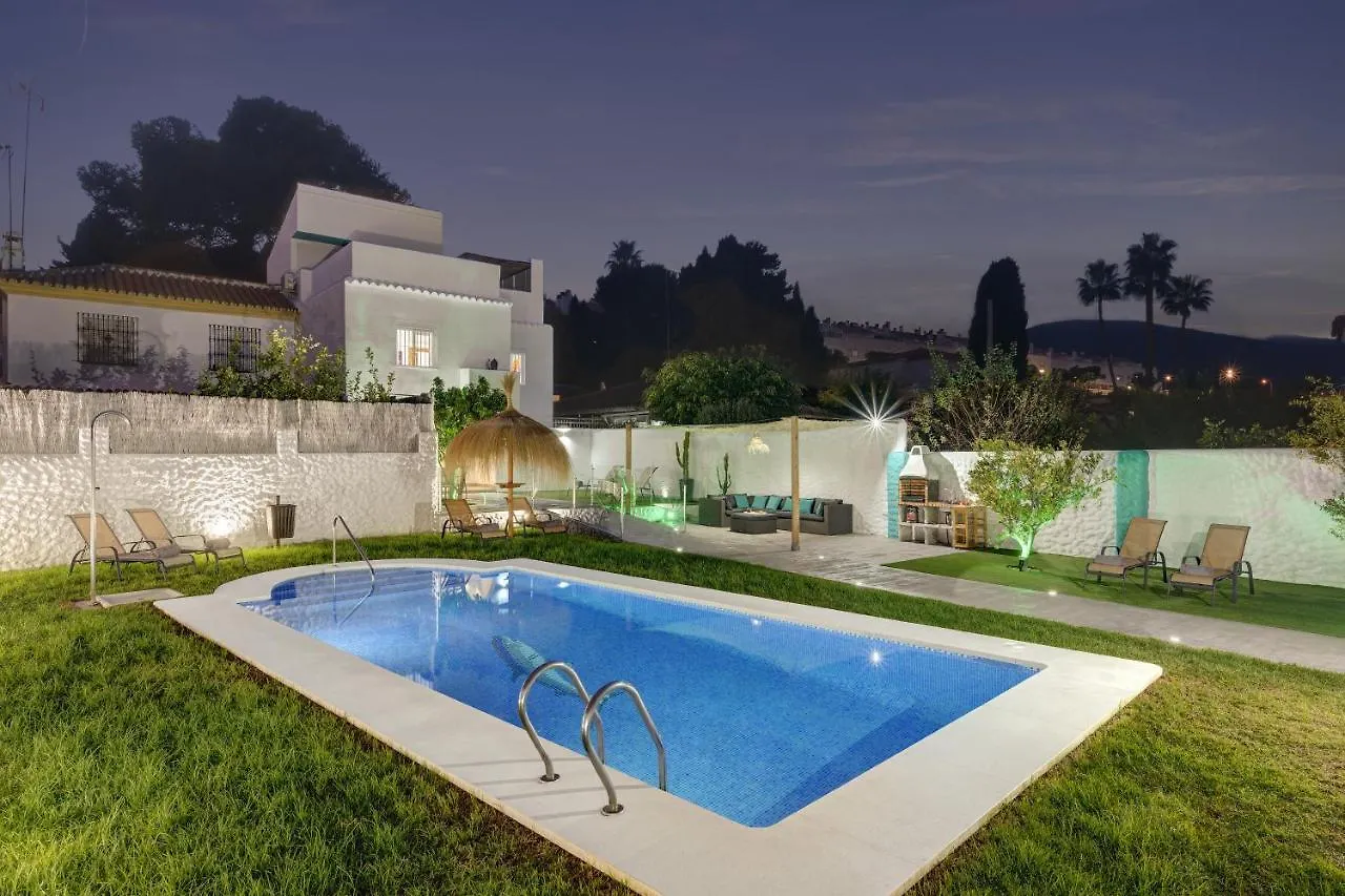 Villa Mamba By Seric,15' Walking To The Beach Torremolinos