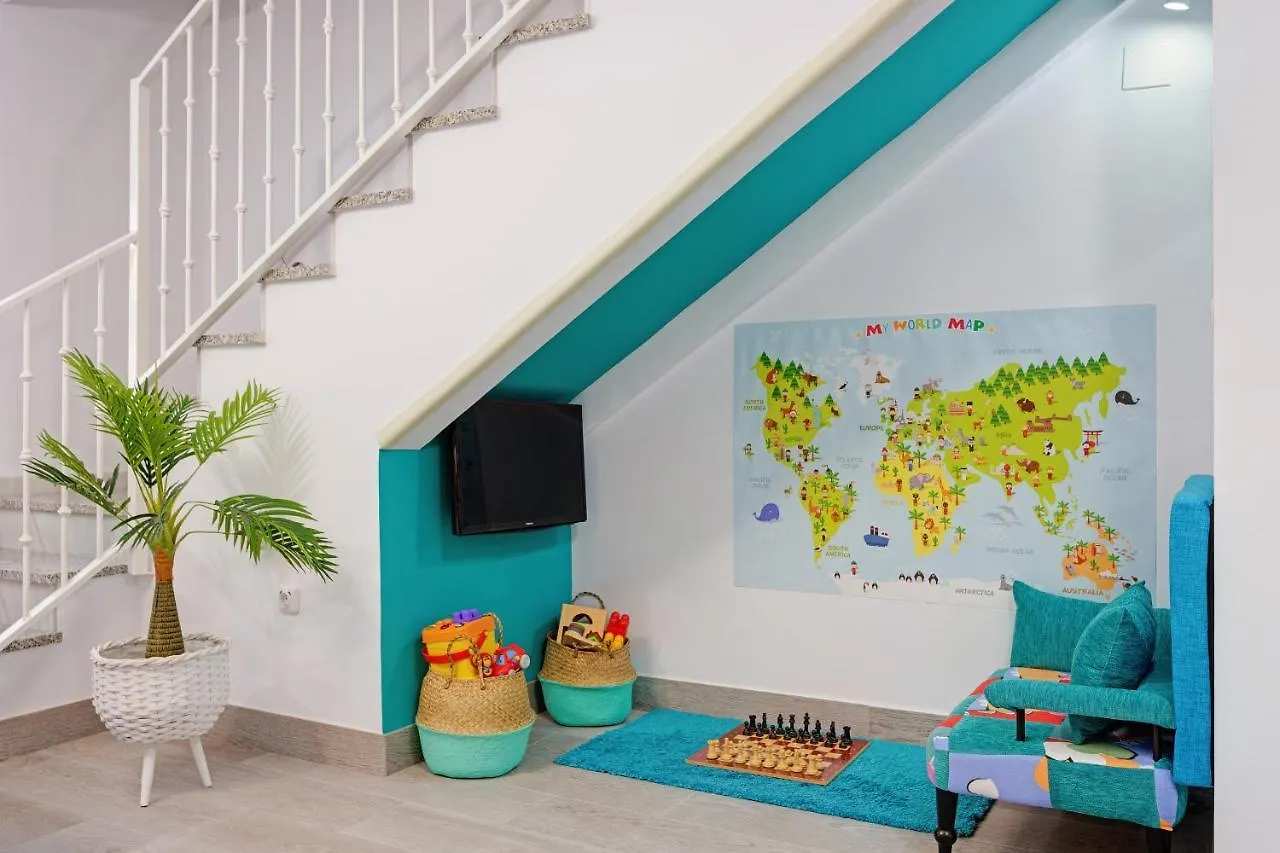 Villa Mamba By Seric,15' Walking To The Beach Torremolinos Spain