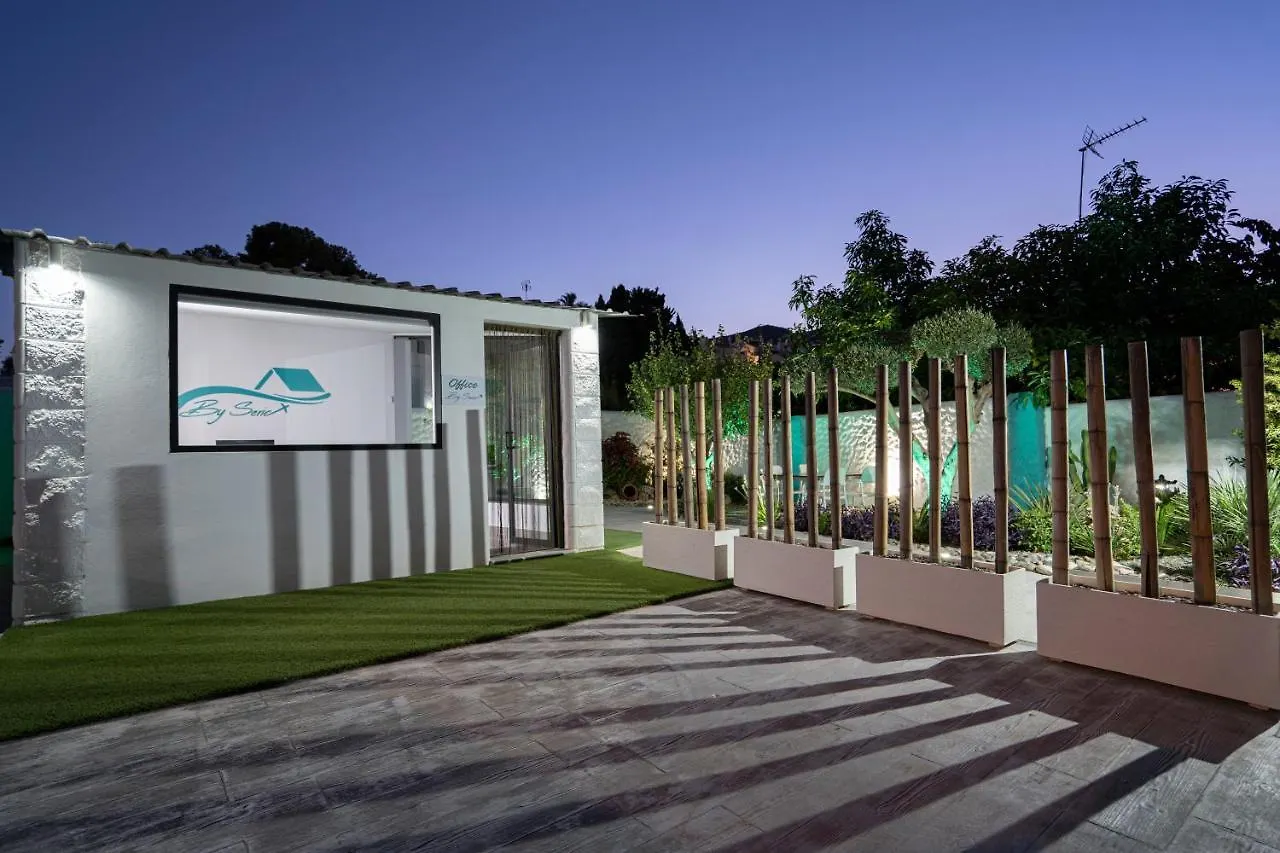 Villa Mamba By Seric,15' Walking To The Beach Torremolinos Spain